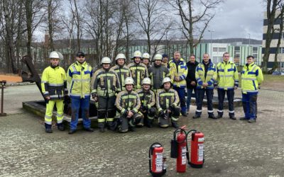 Feuerwehr und Stadtwerke gemeinsam bei einem Gasbrand Seminar