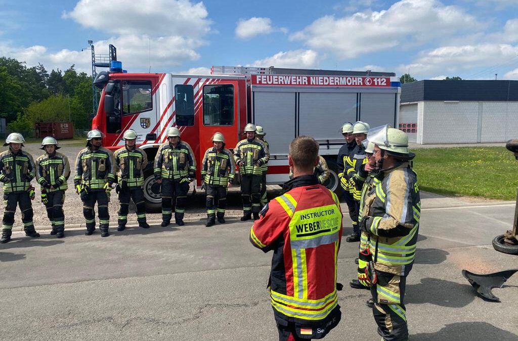 TH-Ausbildung Patientengerechte Unfallrettung durch die Firma Weber Rescue